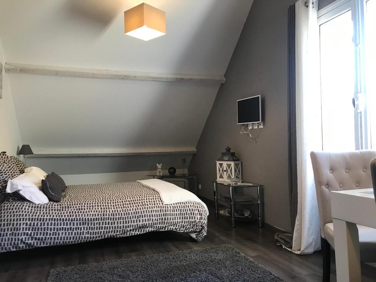 Chambres D'Hotes Des Demoiselles Ville-Saint-Jacques Esterno foto